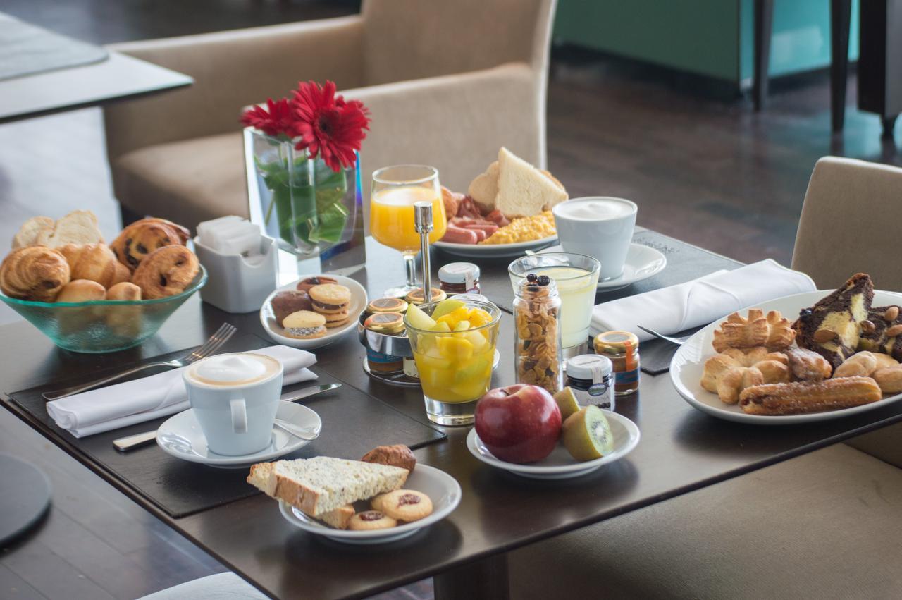 Hotel Pullman City Center Росаріо Екстер'єр фото